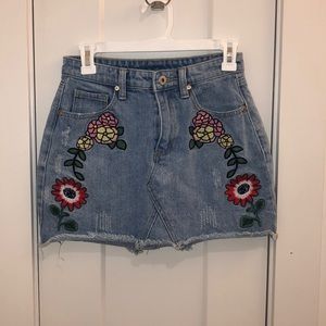 Boutique denim skirt